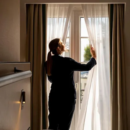 Hyatt Madeleine