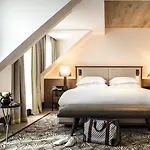 Hyatt Madeleine Отель 5*