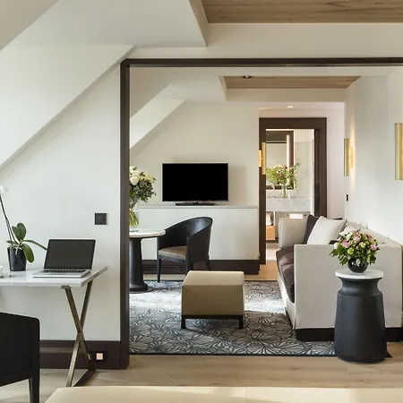 Hyatt Madeleine Hotel