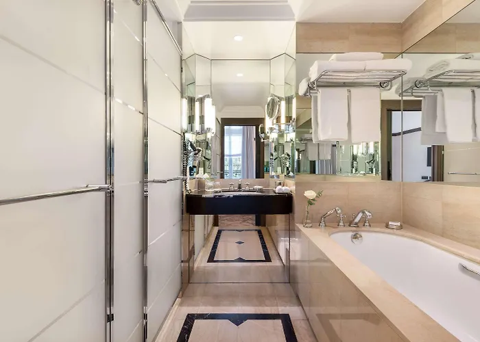 Hyatt Madeleine 5*