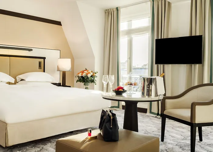 Hotel Hyatt Madeleine 5*