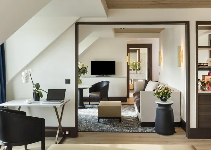 Hyatt Madeleine Hotel