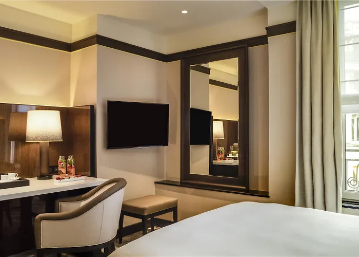 Hyatt Madeleine Hotel 5*